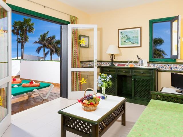 Puerto Caleta Hotel Калета де Фусте Екстериор снимка
