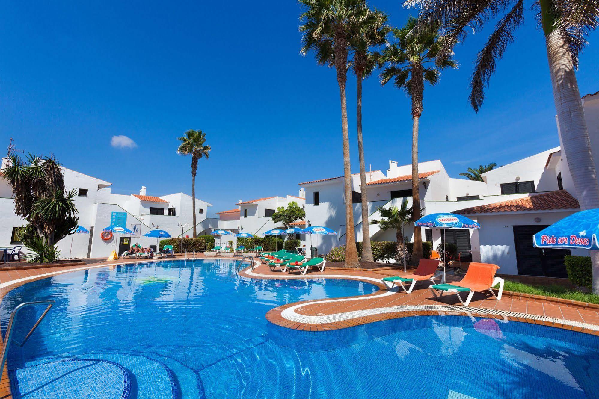 Puerto Caleta Hotel Калета де Фусте Екстериор снимка